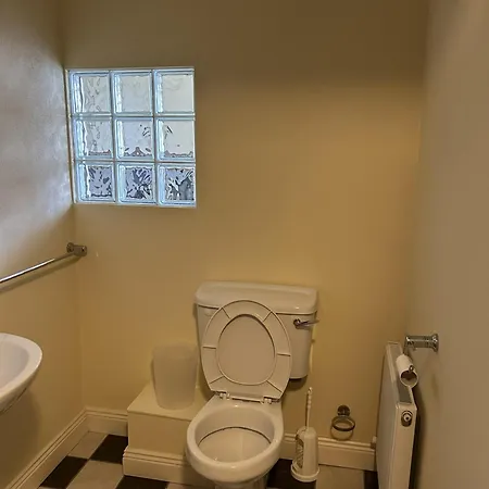 Number 6 Bank House Schull