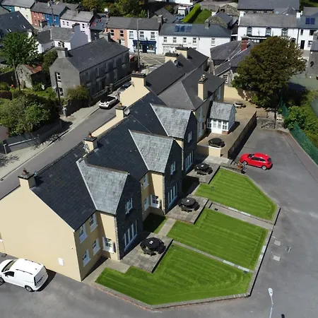 Number 6 Bank House * Schull